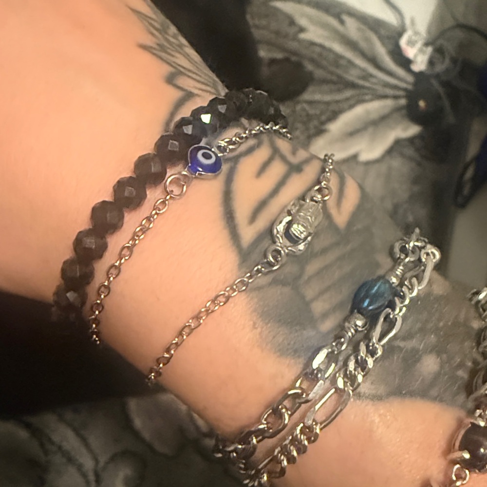 Danity Silver Evil Eye Bracelet Stainless Steel - Picture 3 of 3
